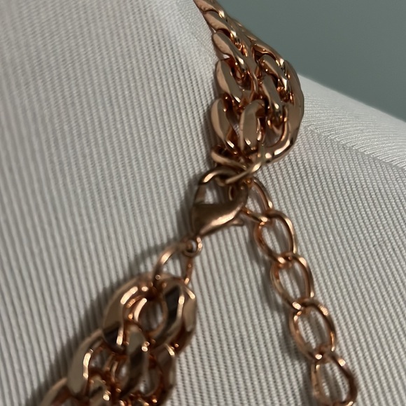 Rose Gold Chain Necklace - Picture 4 of 4